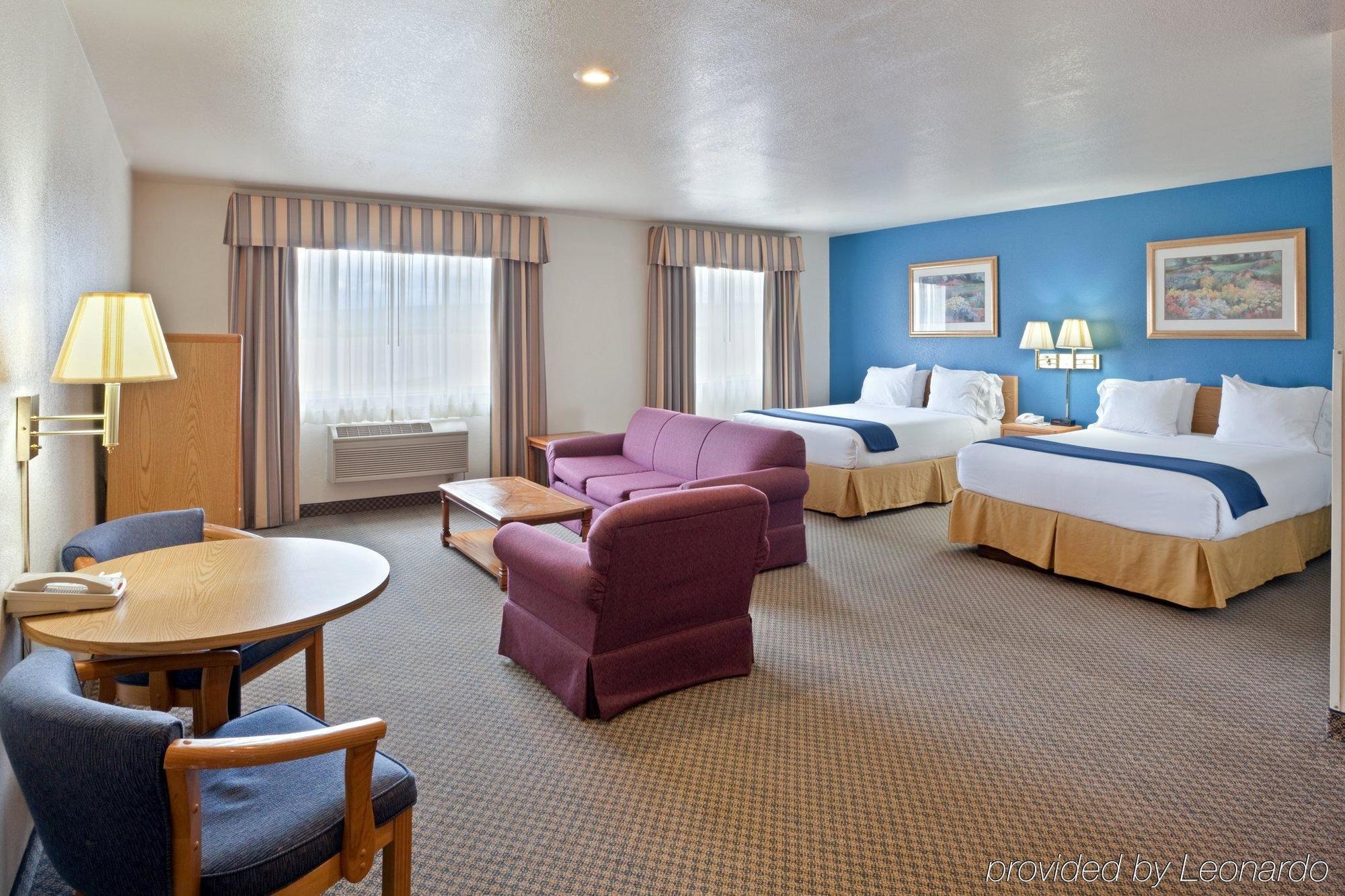 Holiday Express By Ihg Pendleton