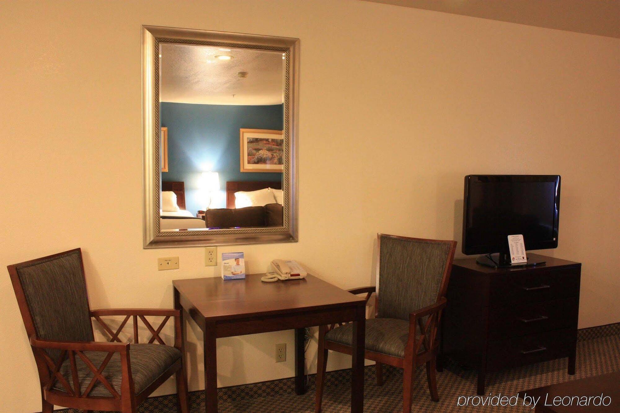 Express By Ihg 3*